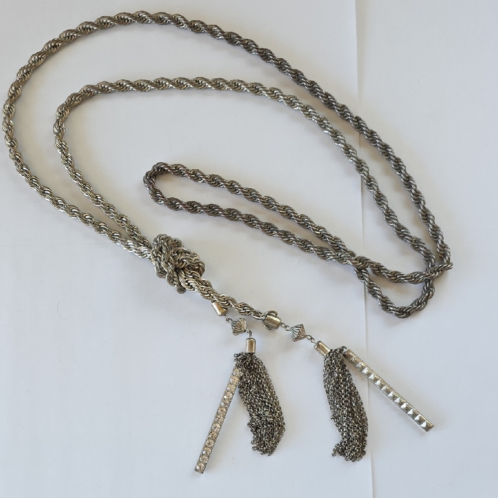 Chic Silver Twisted Rope Necklace with Tassels